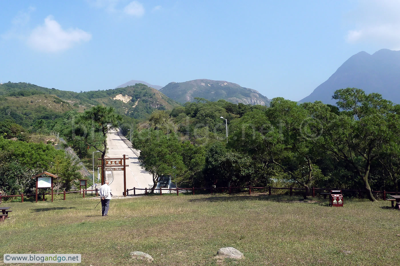 Start of Lantau Trail stage 5